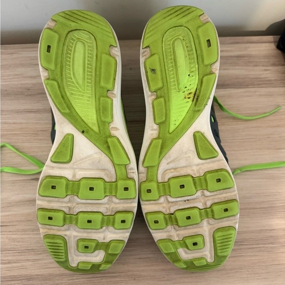 Nike Dual Fusion Lite Grey/Green Mens Running Shoes Size 10,5 - Picture 6 of 10
